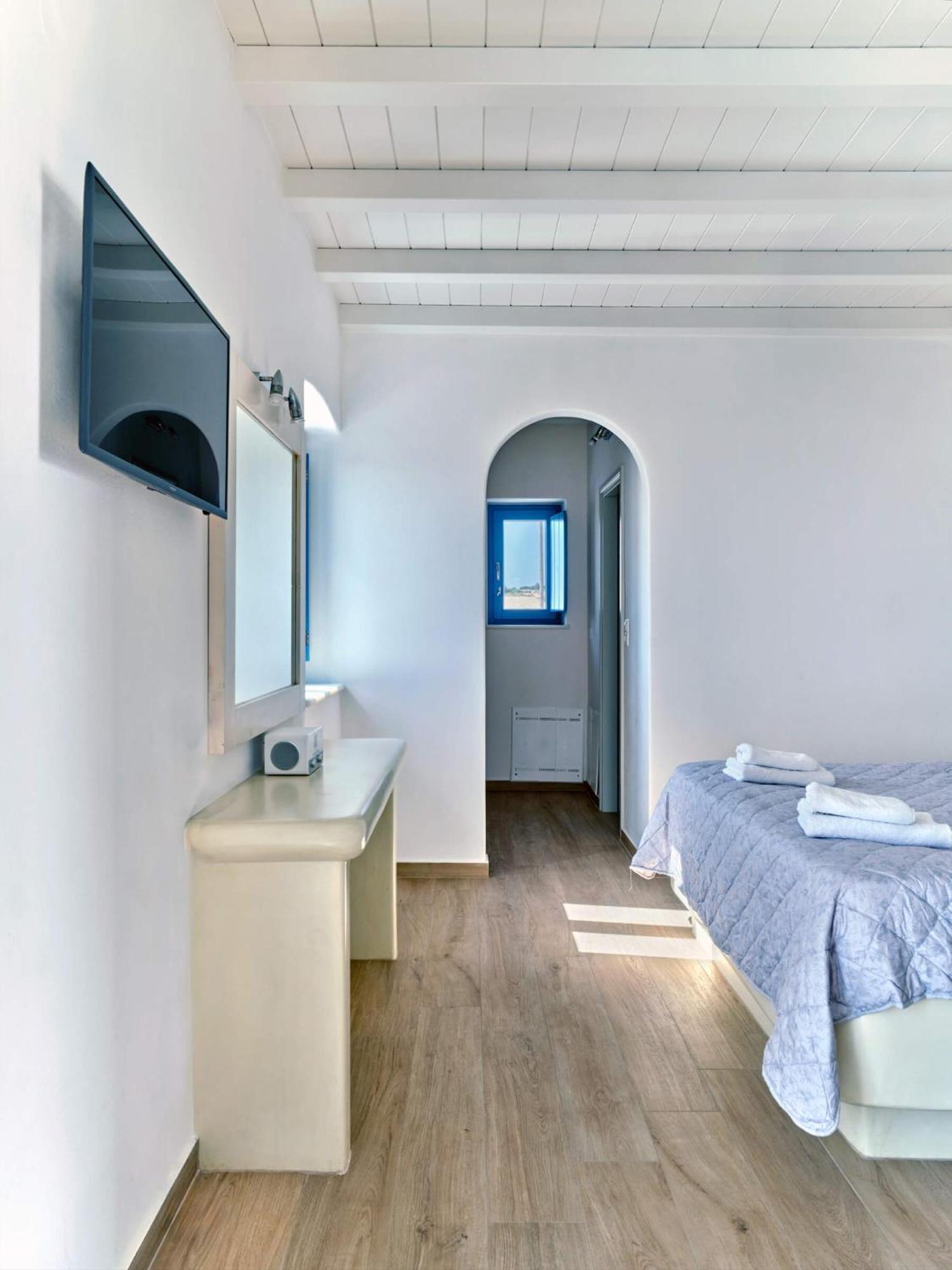Luxurious Villa Pactia Amazing Pool Isterni  エクステリア 写真