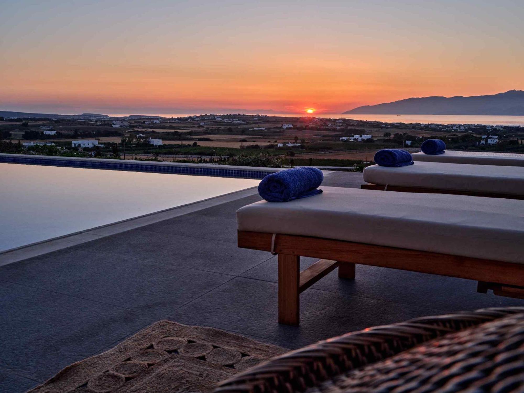 Luxurious Villa Pactia Amazing Pool Isterni  エクステリア 写真