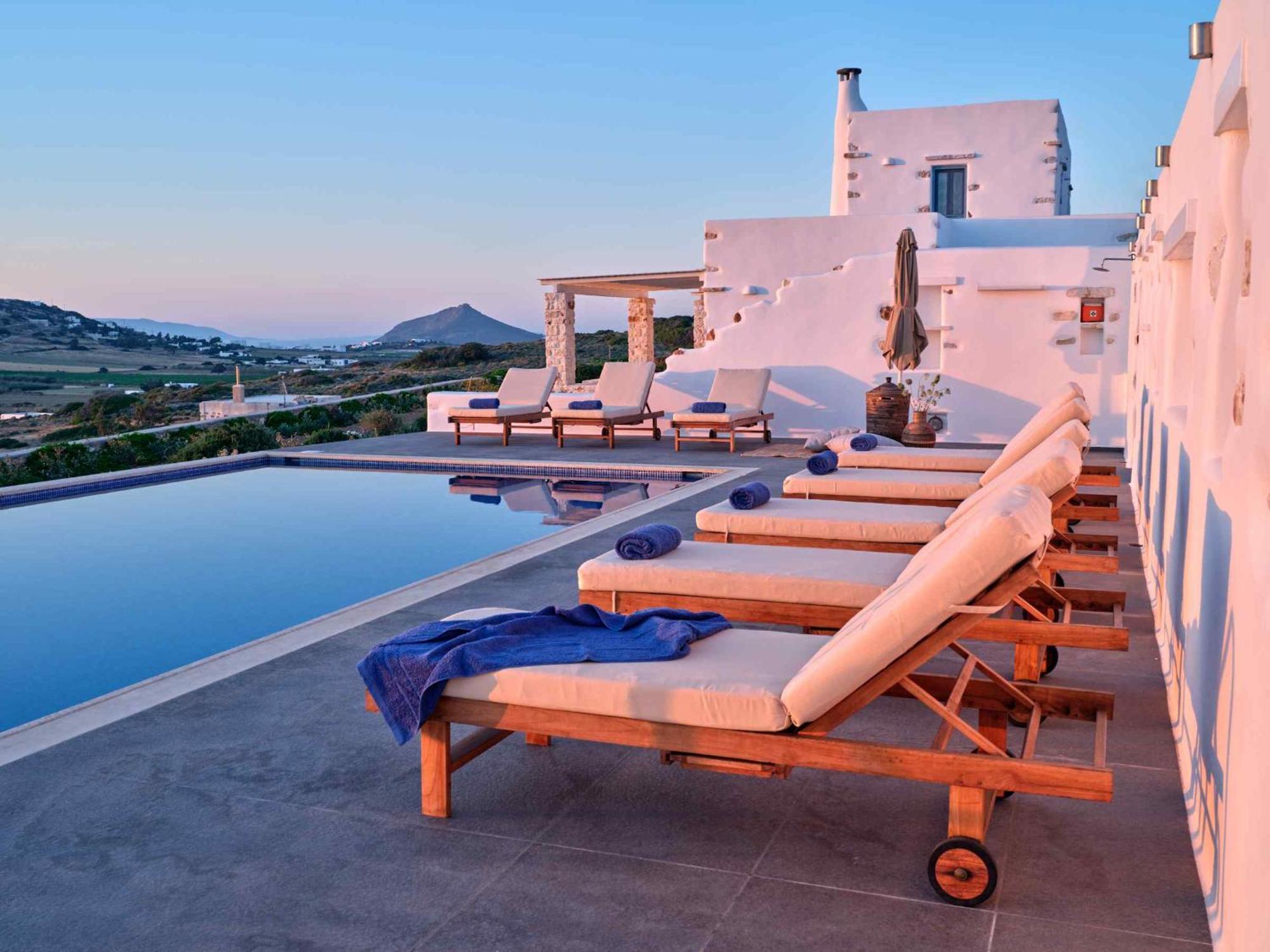 Luxurious Villa Pactia Amazing Pool Isterni  エクステリア 写真